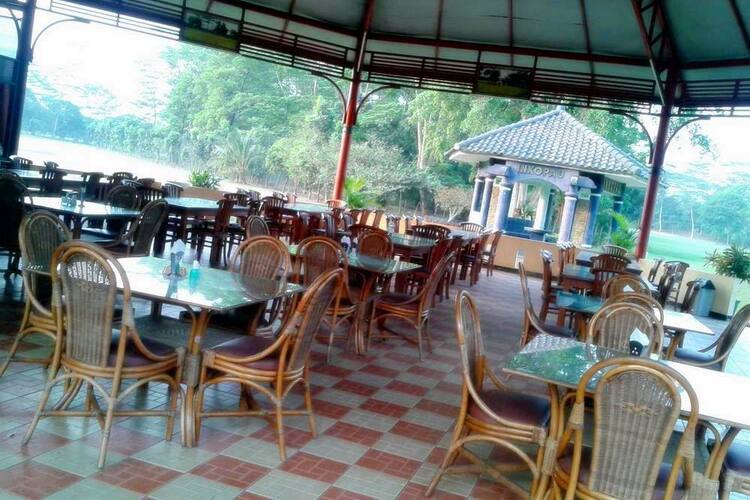 Resto Padang Golf Cipayung Jakarta